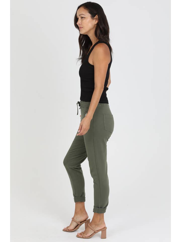 Nostalgia - Vente Pantalon d'intérieur/de jogging – femme - JOGG DE JOGGING EN TISSU ÉPONGE NP746-ASIS AVEC LIEN À NOUER SUR LE DEVANT ET POCHE ZIPPÉE32