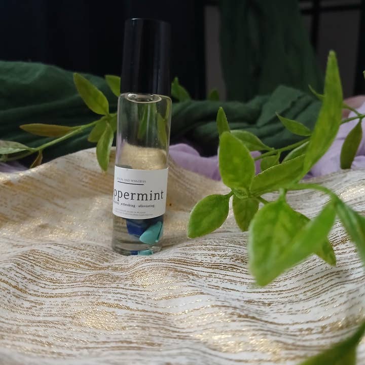 moon and mantras - Wholesale Essential Oil Roll-On - Peppermint Oil Roller with Lapis Lazuli & Blue Howlite1