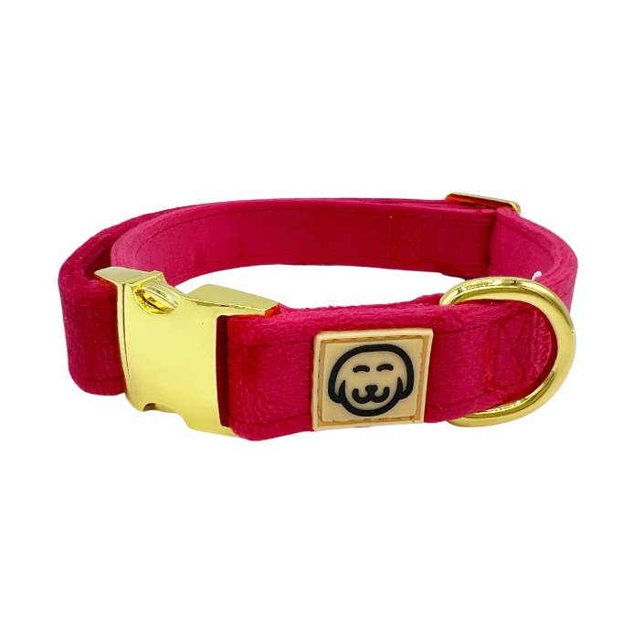 Cuello de terciopelo escarlata para venta al por mayor de Molly & Co.