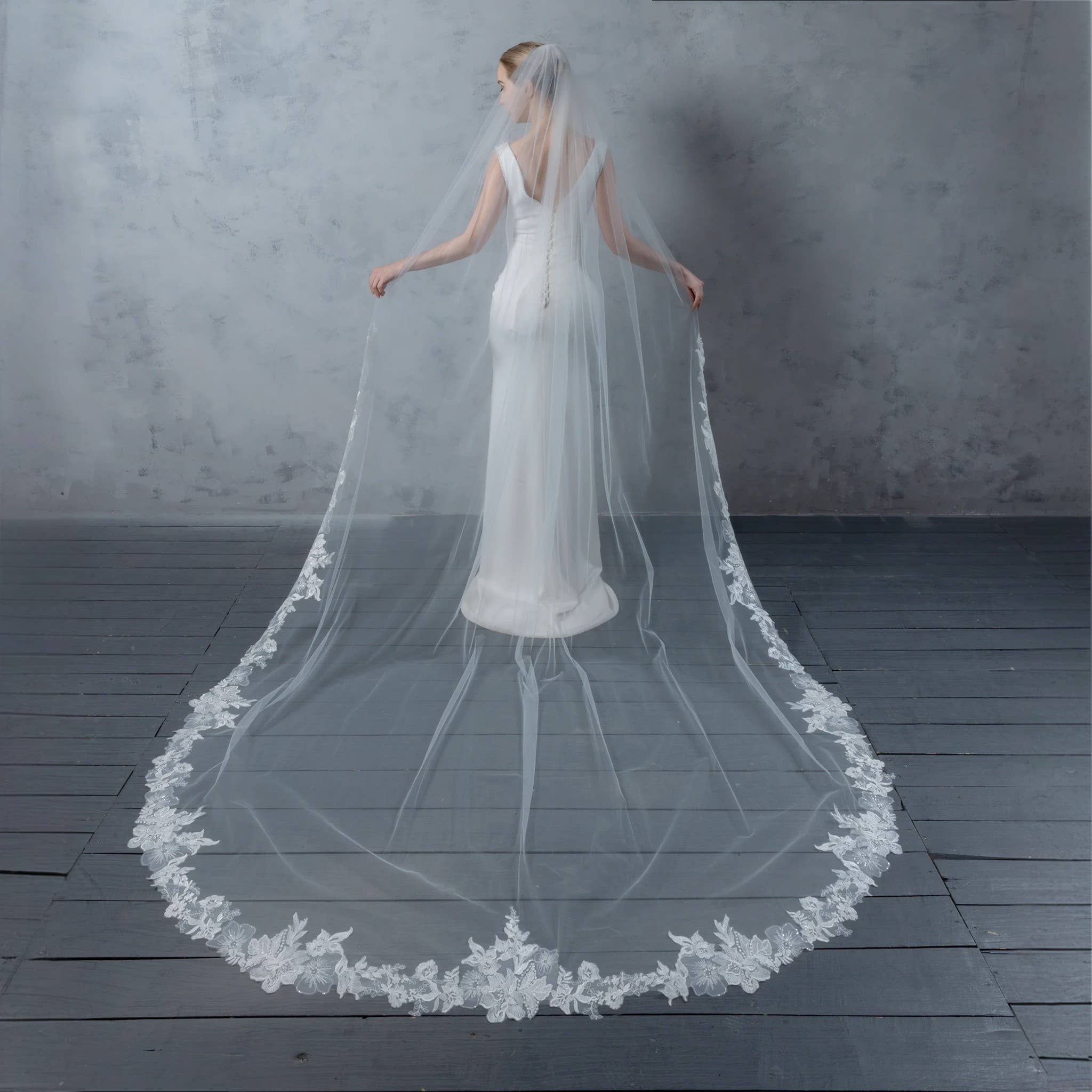 Farinosa Bridal - Venta al por mayor Velo - Mujer - Velo nupcial de encaje bordado con flores FS6231 en 96,5 cm, 127 cm, 274 cm y 305 cm4