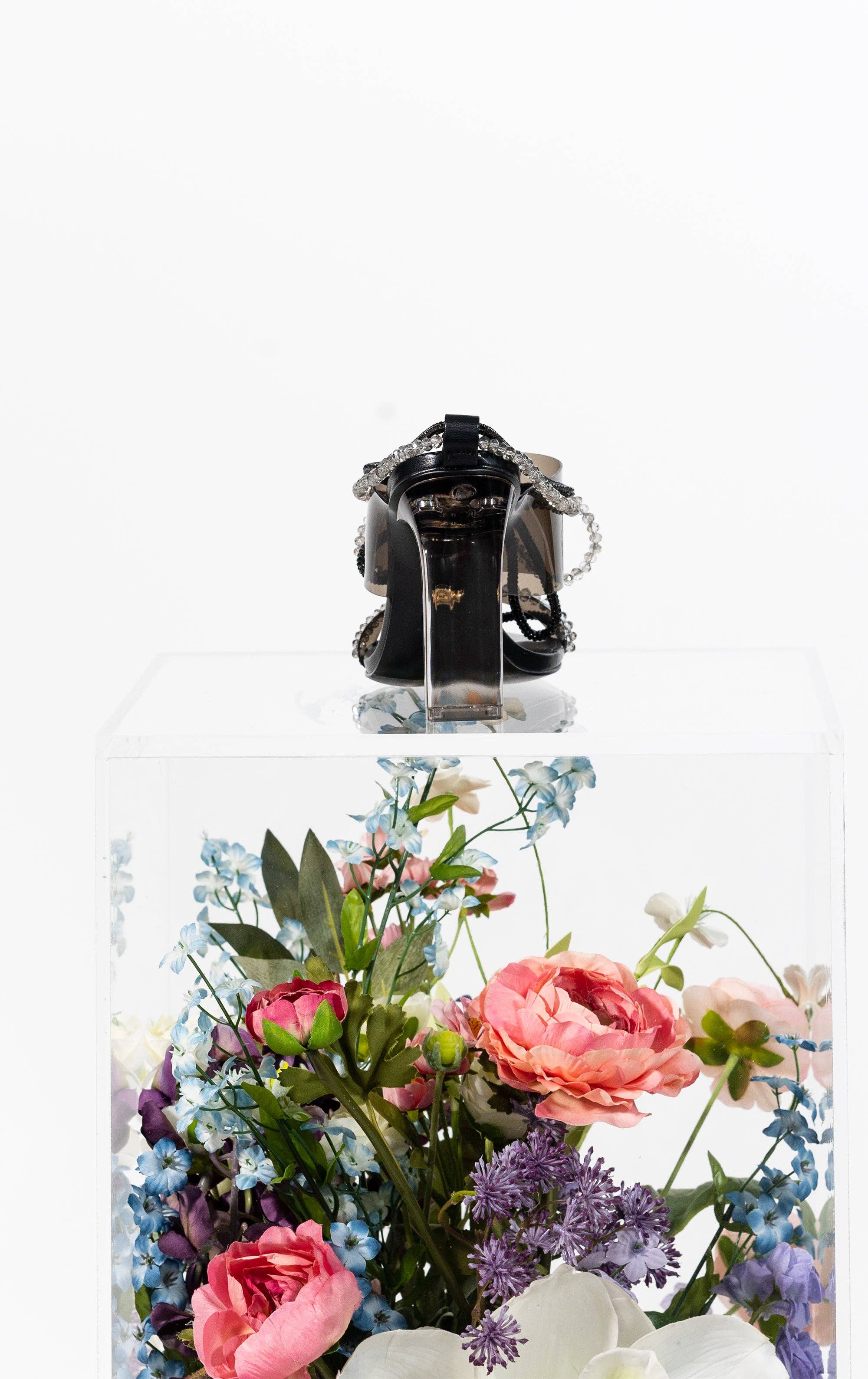 She is Cheval - Wholesale High Heels - Women's - Laser Kitty 30001