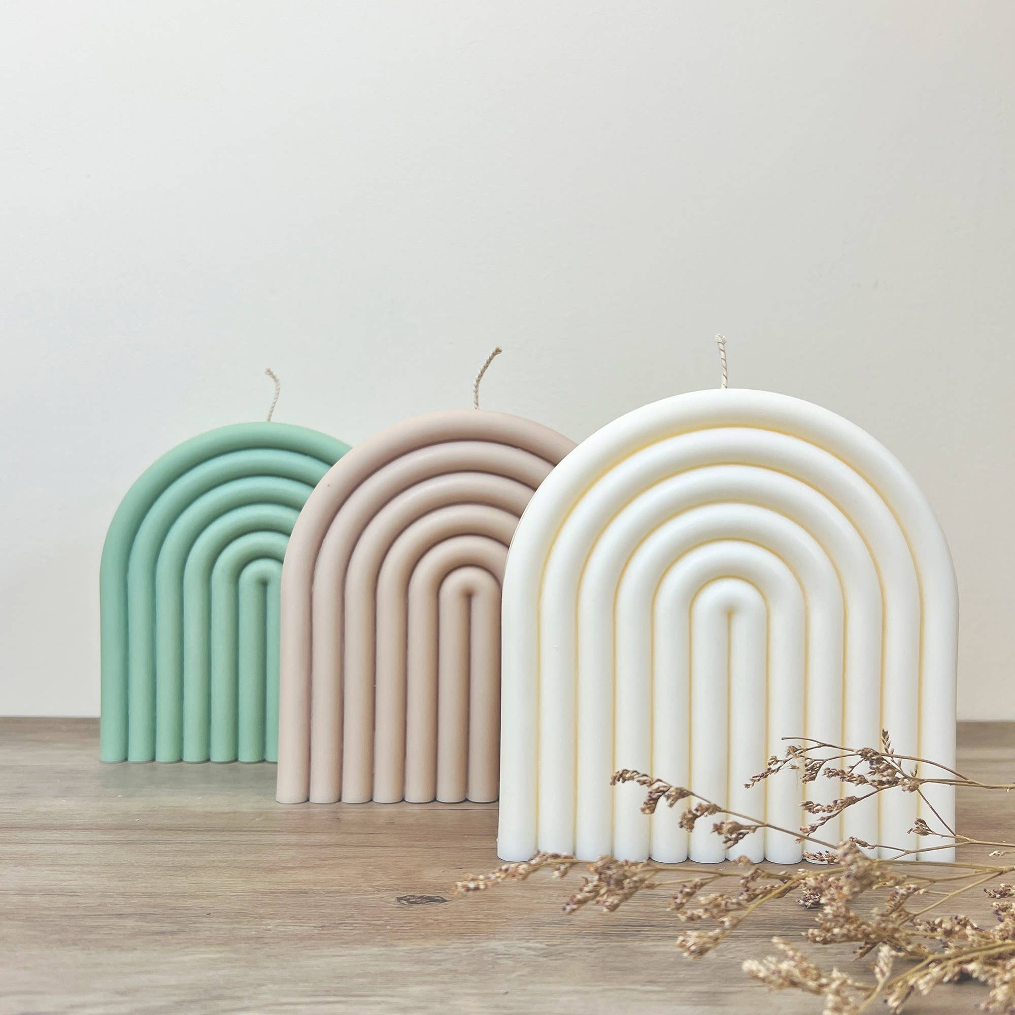 Eli and Things – wholesale Novelty candle – Geometric Rainbow Arch Candle - Minimalist Arch Soy Candle6