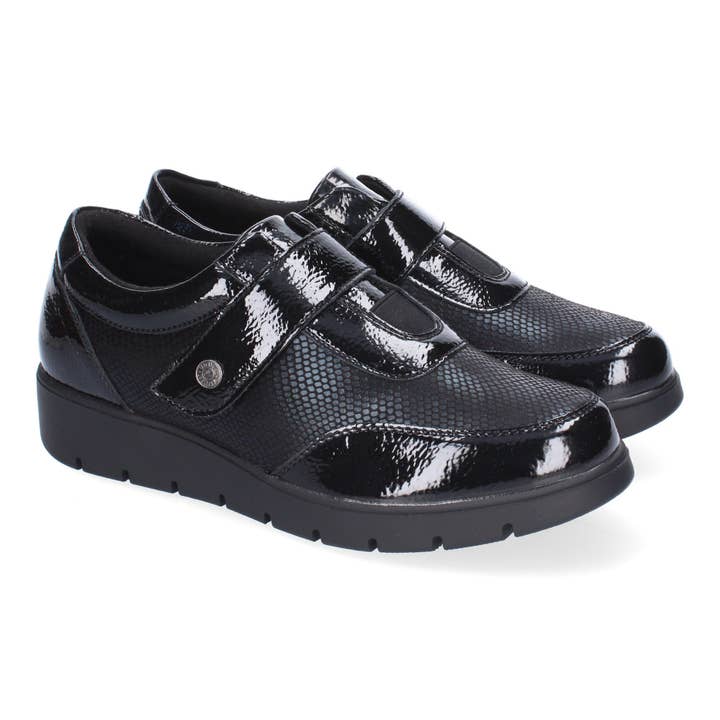 Comfortabele en Elegante Zwarte Dames Casual Sneakers voor wholesale door Brideluxe Mayorista