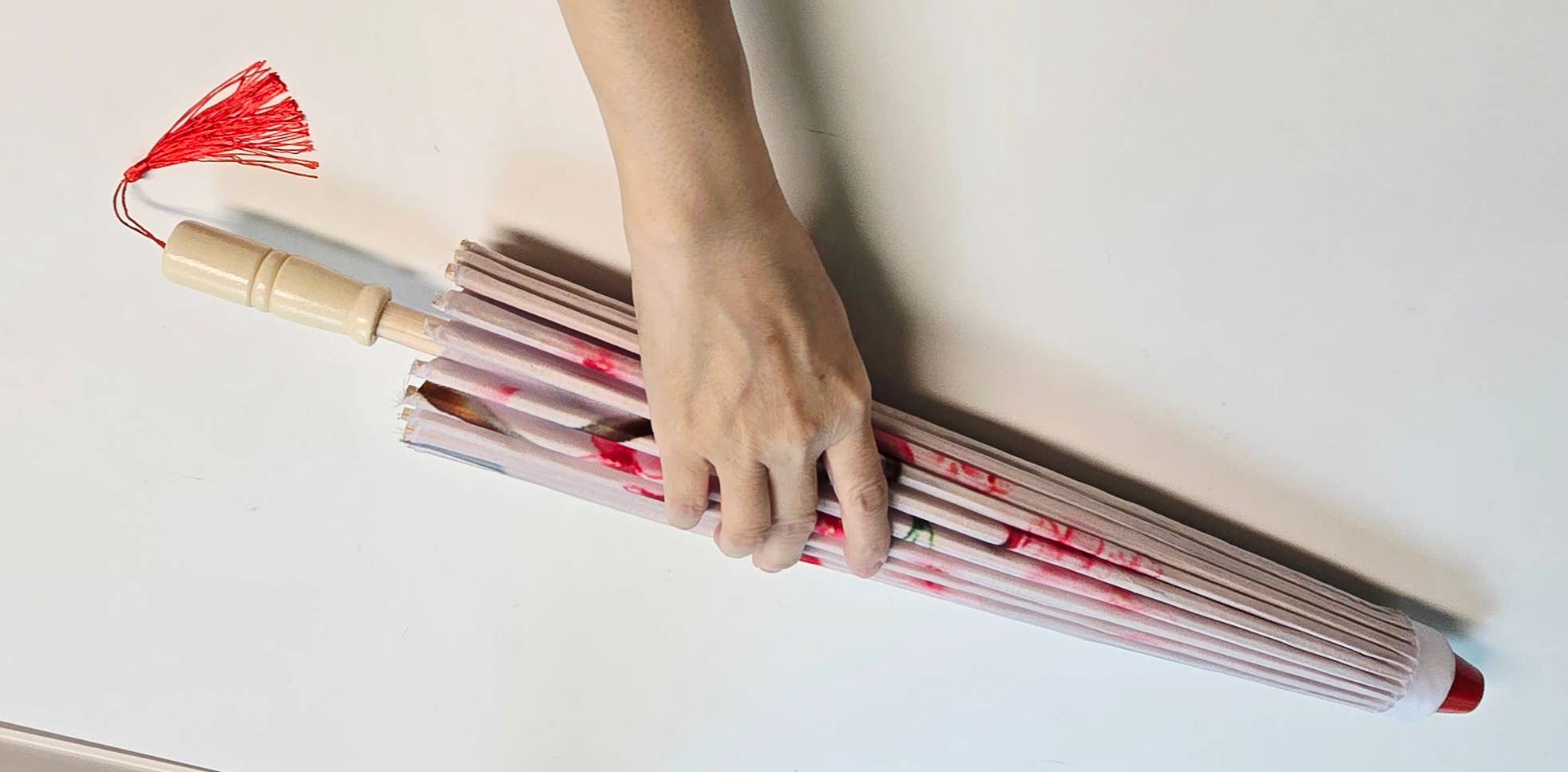 Fiona Accessories - Venta al por mayor Ventilador plegable de mano - Parasol de Flor de Cerezo Sakura 3 Estilos 21.50"6