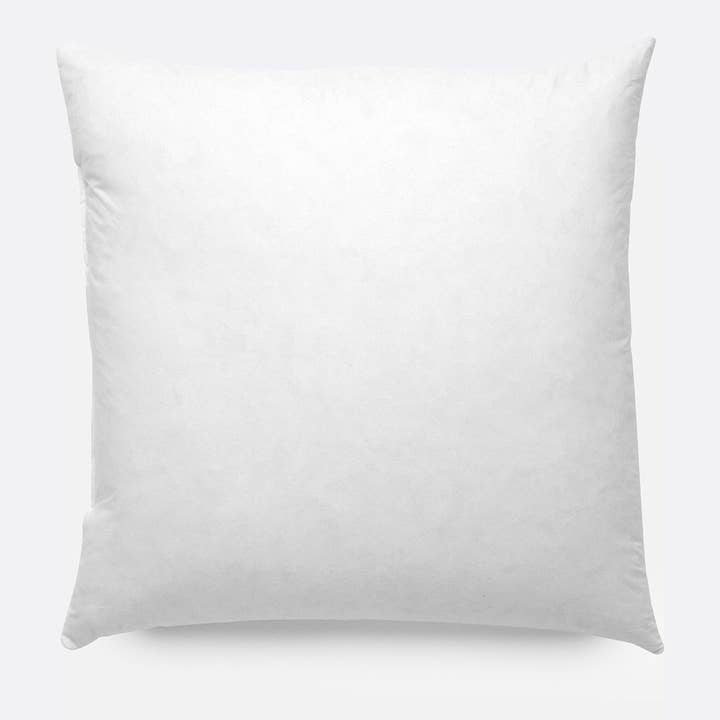 Carré coussin en duvet pour la vente par Design District Co