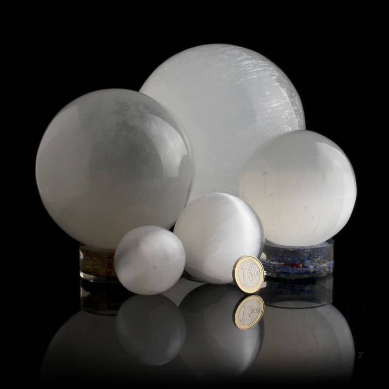 UniArt - Wholesale Spiritual Stone/Crystal - White Selenite Sphere1