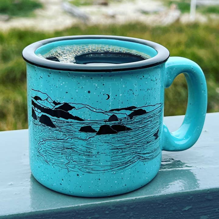 Caneca de cerâmica para acampamento Ocean "Rabo de Baleia" 15 oz por atacado de Salty Raven Glassware