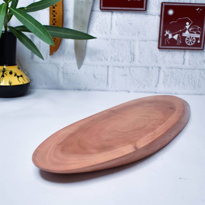 Natural Shape Neem Wood Chopping Board for wholesale by SAMA Homes