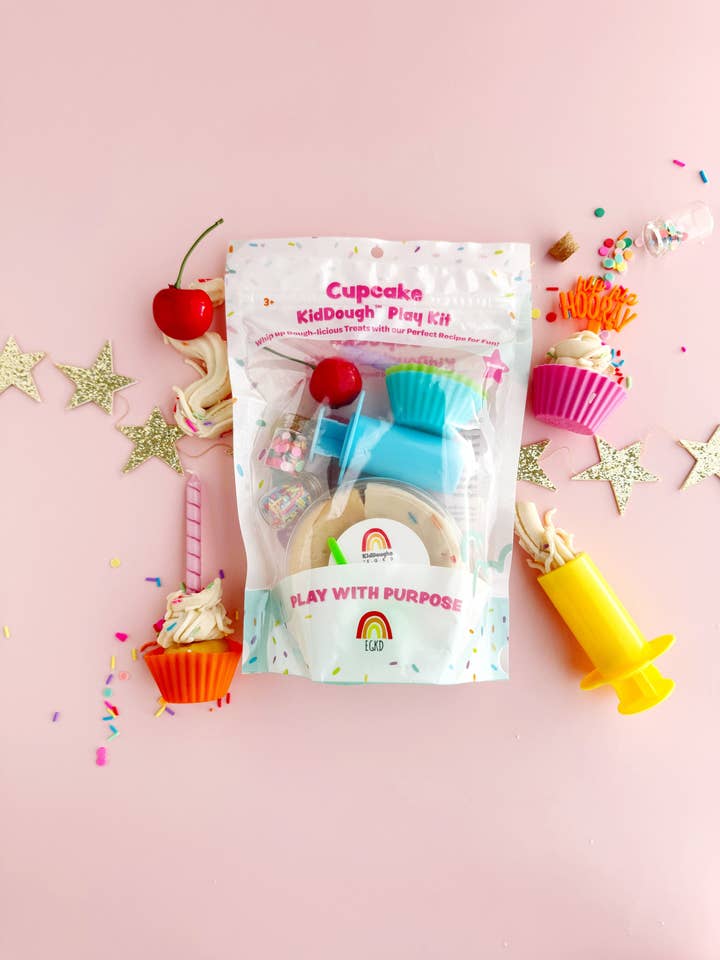 Kit de jeu Cupcake KidDough pour la vente par Earth Grown KidDoughs (KidDoughs by EGKD)