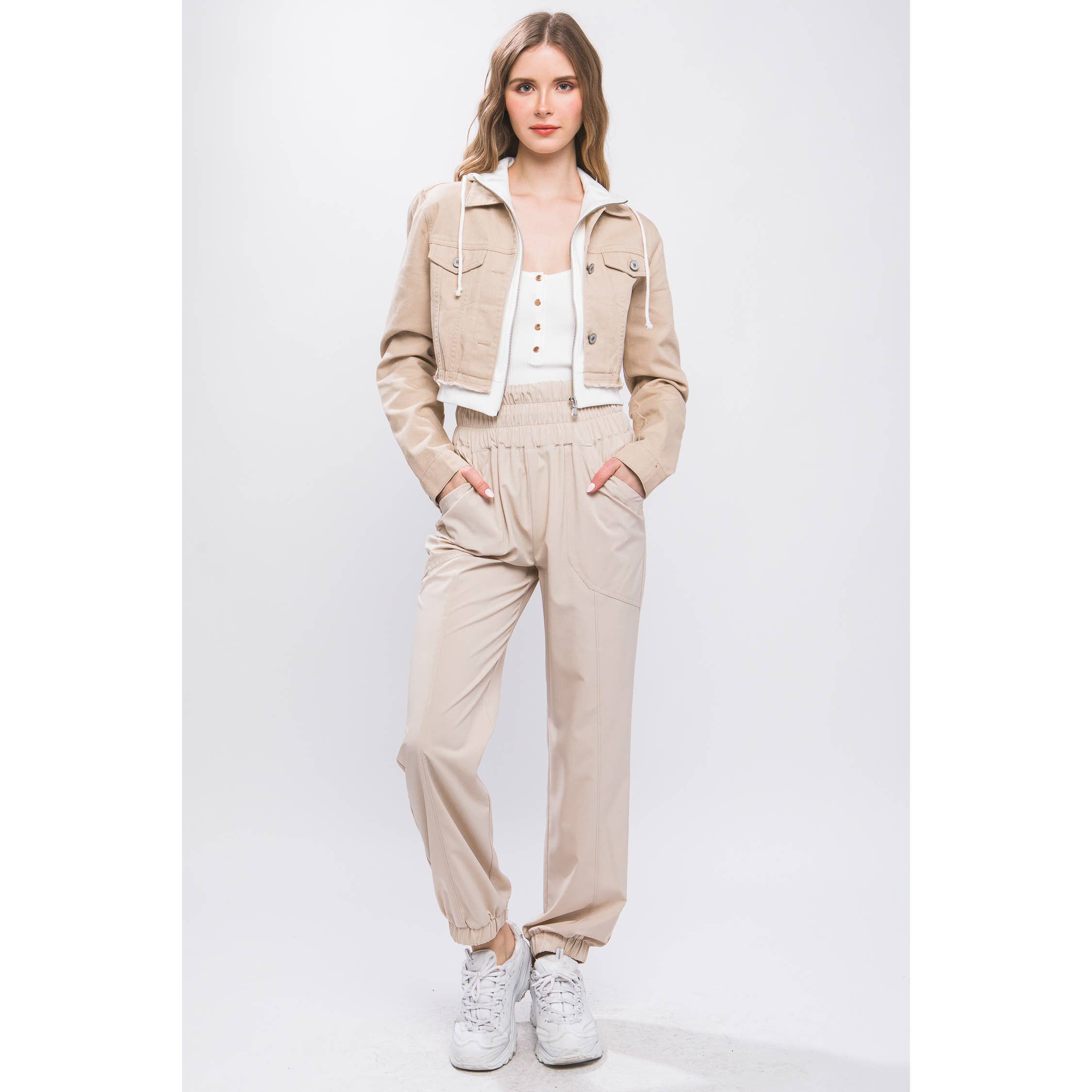 Apolline – Großhandel Jacke – Damen – Kurz geschnittene Jeansjacke21