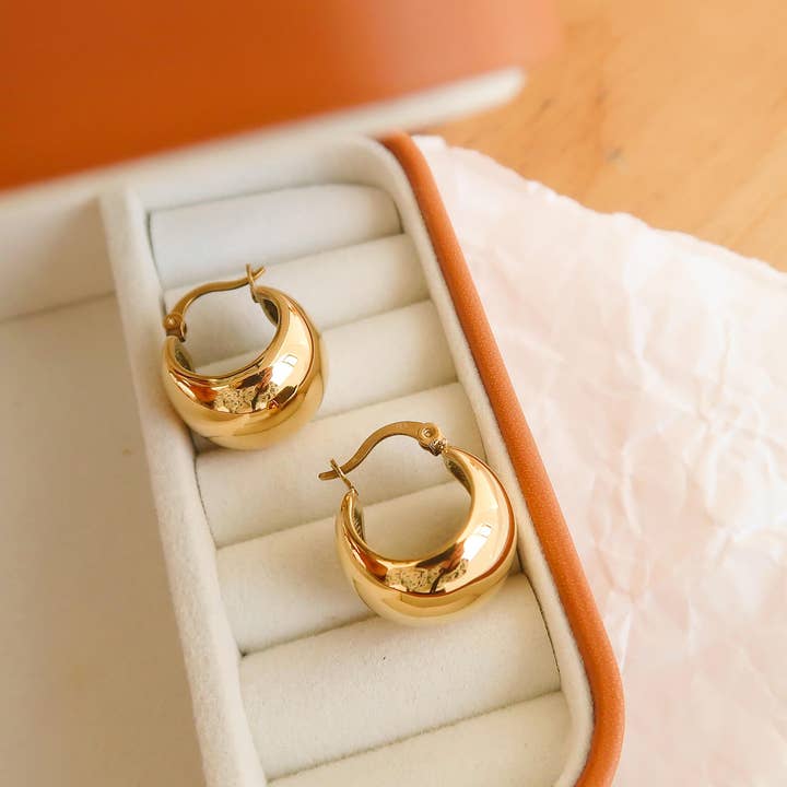 Amélie 18K Gold Non-Tarnish Classic Round Huggie Earring for wholesale on Faire2