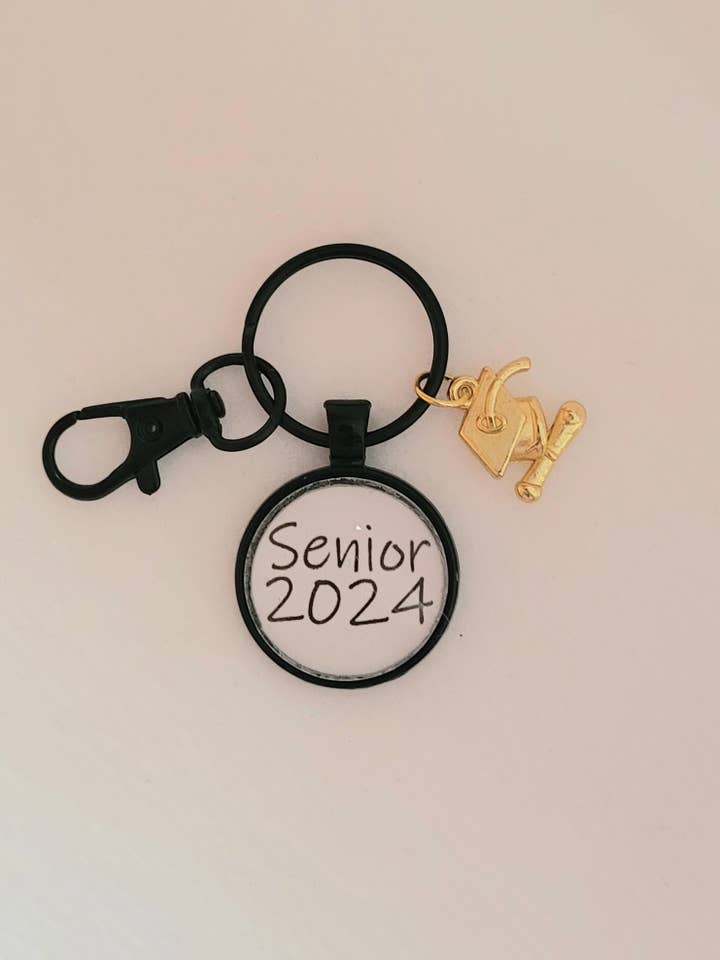 Senior 2024 Keychain Case for wholesale by emrac boutique