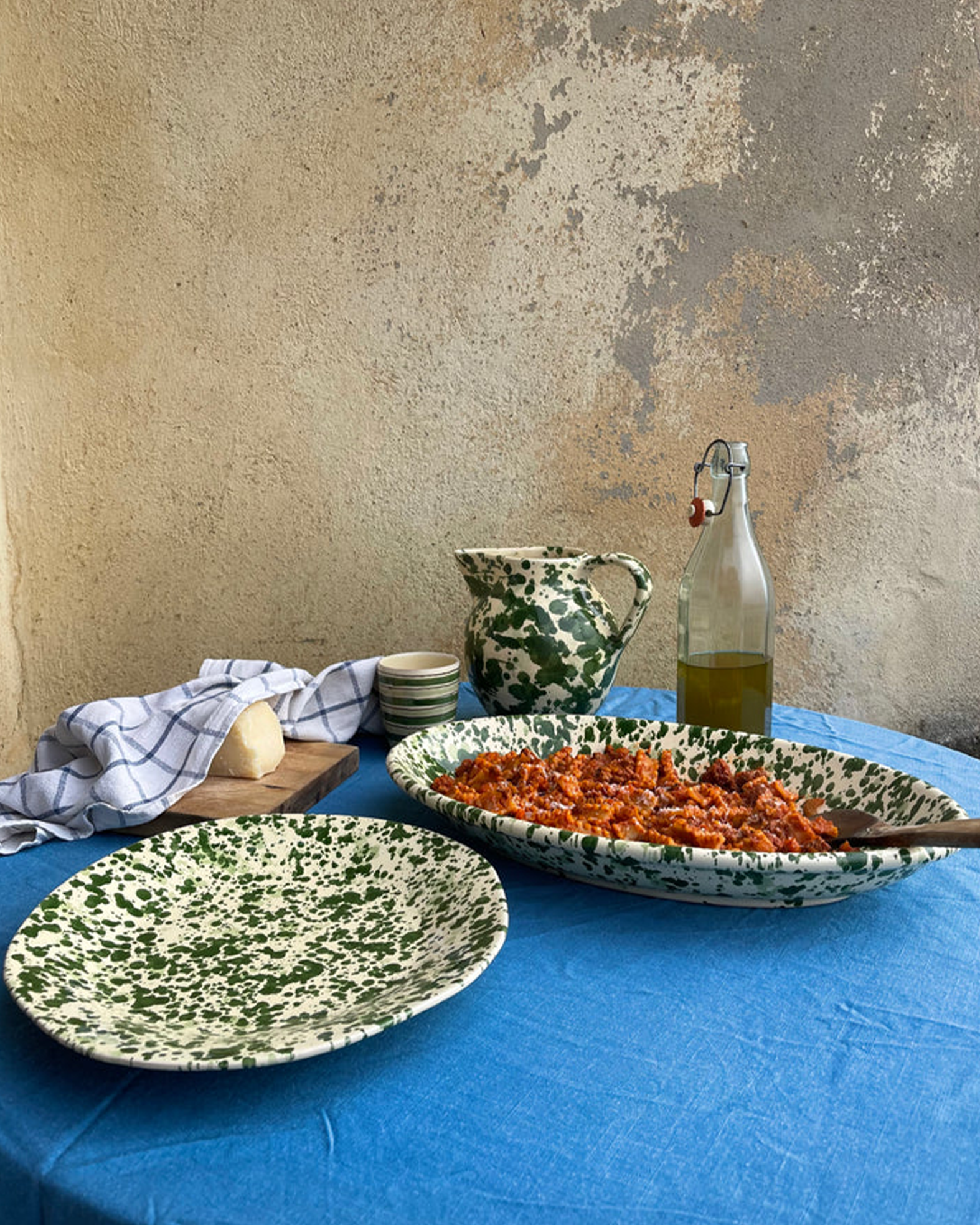 IVO ANGEL – Großhandel Essteller – Der unregelmäßige Randteller3