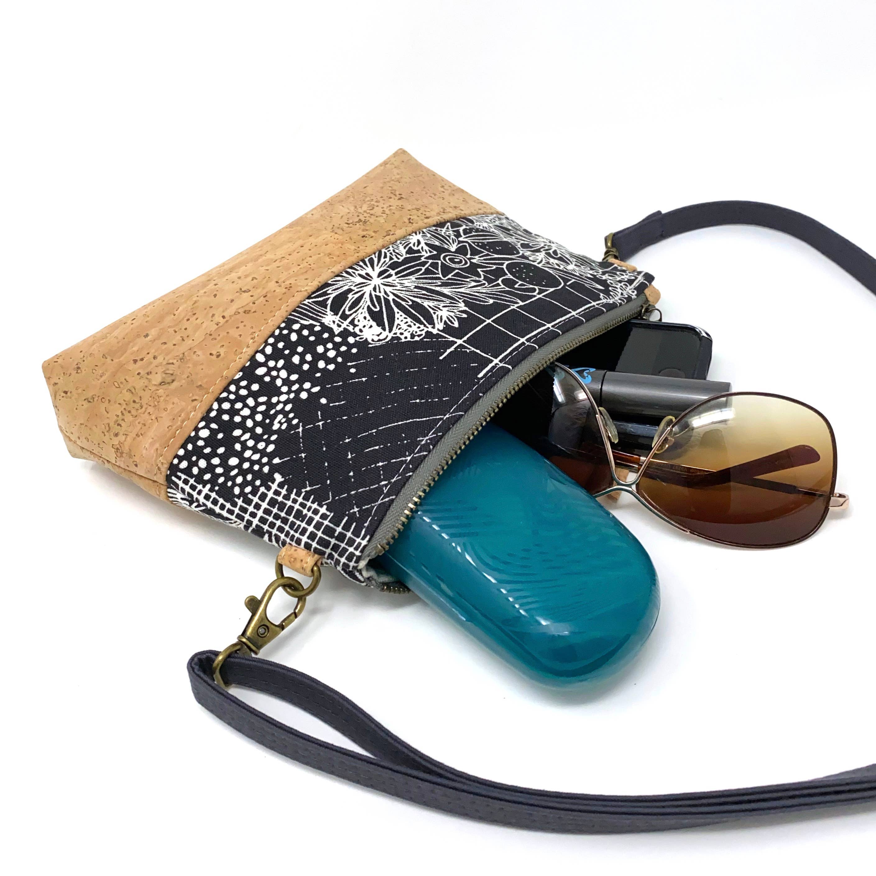 mmb by hand - Wholesale Crossbody Bag - Women's - Organic and Cork Mini Crossbody - Sky Show3