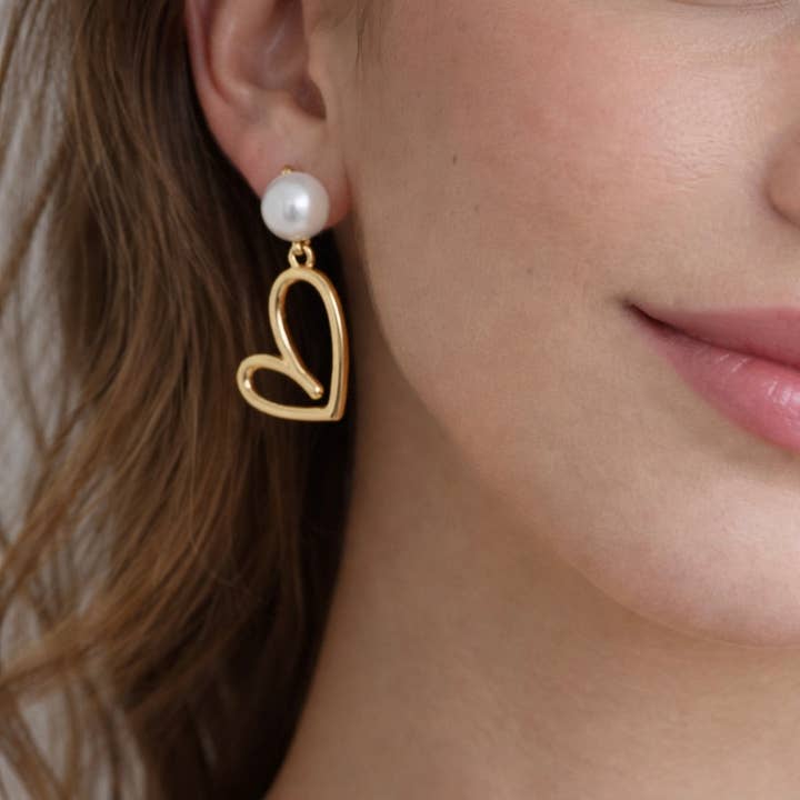 Ægte Kærlighed Perleøreringe for engroshandel hos LPL Creations