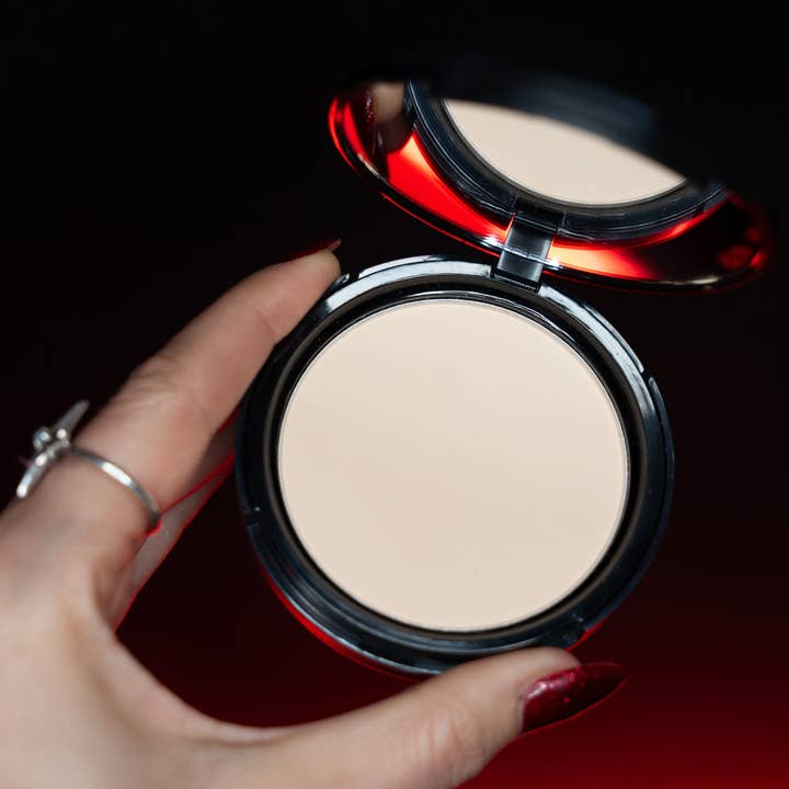 Smooth & Set Brightening Powder - Cupcake for wholesale by Jolie Beauty