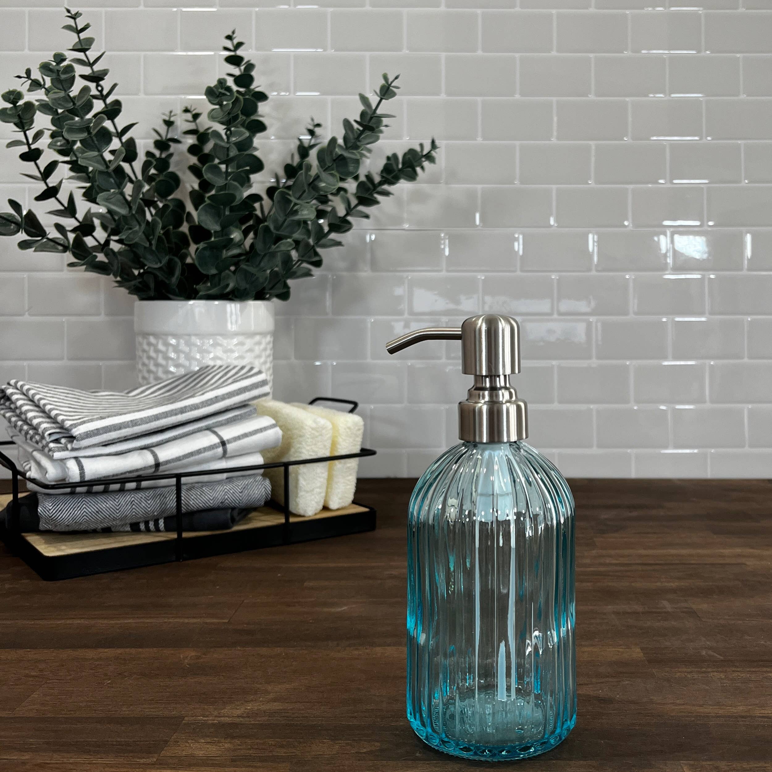 The Bottle Shoppe - Vendita all'ingrosso Dispenser per sapone - Dispenser di sapone in vetro scanalato da 414 ml con pompe metalliche0