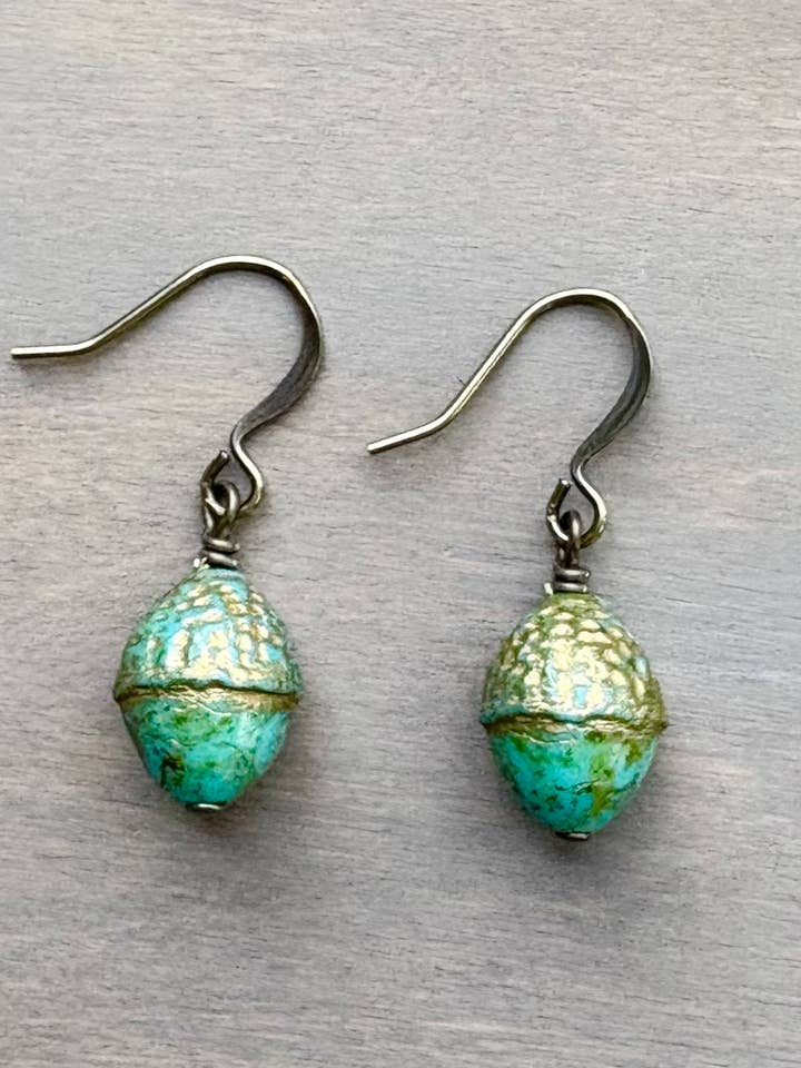 Pendientes Colgantes de Bellota Envejecida en Aqua Brillante para venta al por mayor de Twist Style