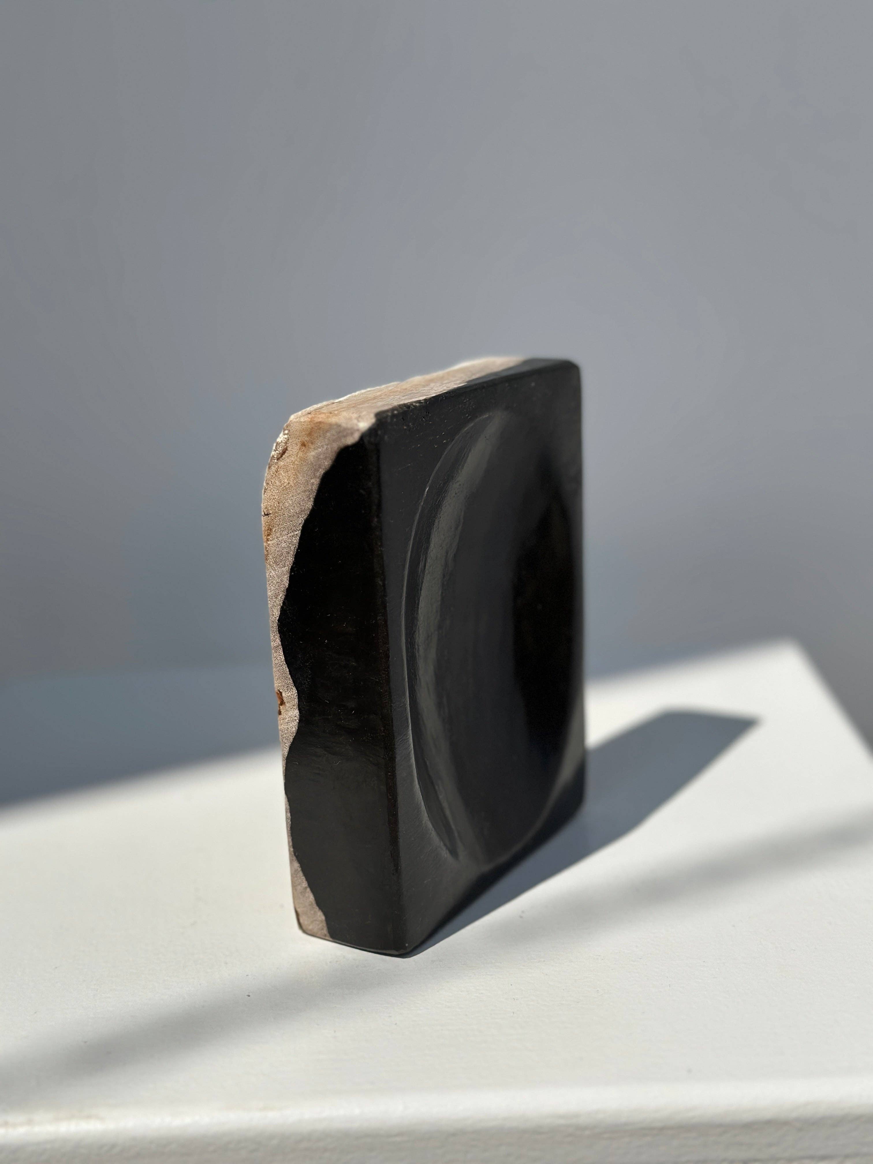 Office Objets - Wholesale Bath Soap Dish - Petrified wood soap dish with white underside10