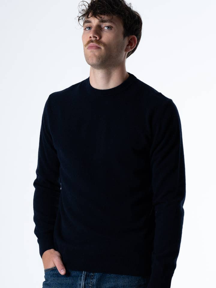 Ellemani - Vendita all'ingrosso Felpa - Uomo - Maglione Girocollo da uomo in Cashmere riciclato