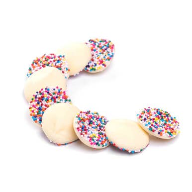 Vit choklad Rainbow Nonpareils (BULK - 4 LBS) för wholesale av Country Chocolates