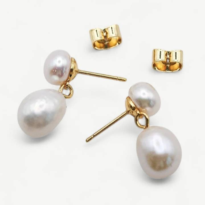 Miss Cecilia – Großhandel Ohrhänger – Tropfen-Ohrringe mit Süßwasserperlen0