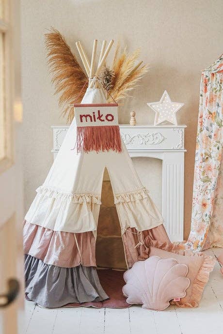 Moi Mili - Wholesale Tent - Kids - “Powder Frills” Teepee with Frills and shell Mat Set3