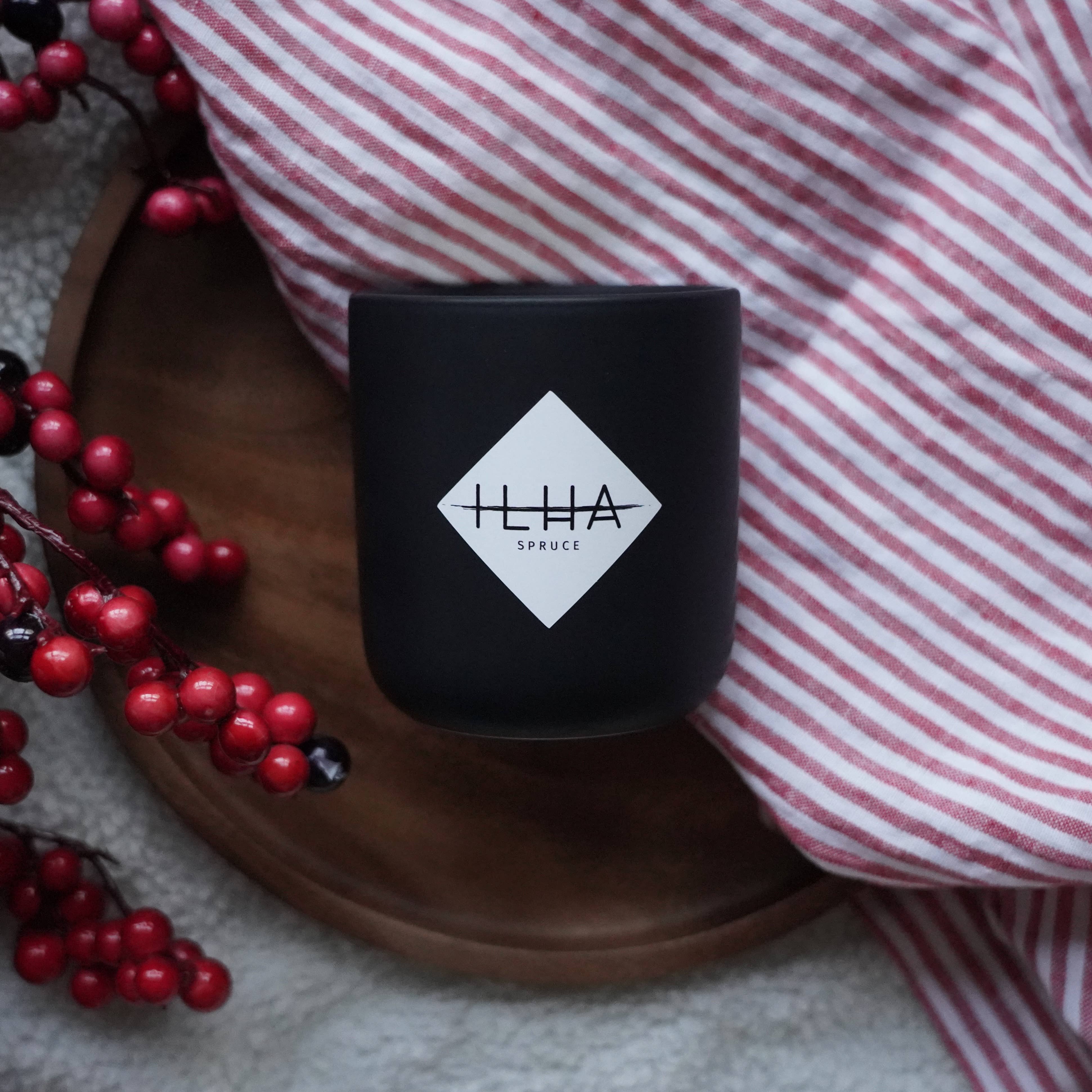 ILHA Candles - Wholesale Jar/Filled Candle - Spruce (Winter / Holiday Collection)1