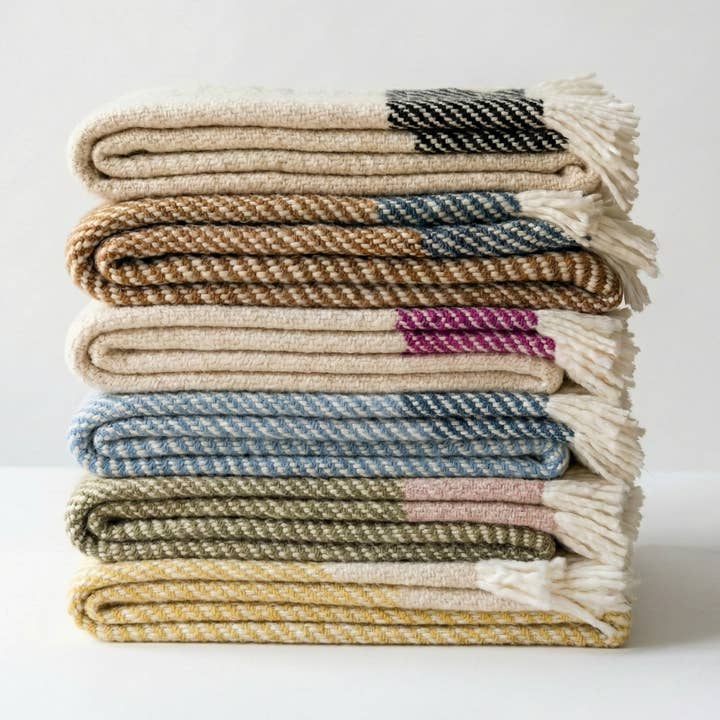 Chunky Twill Throw for wholesale by Co.House Designs
