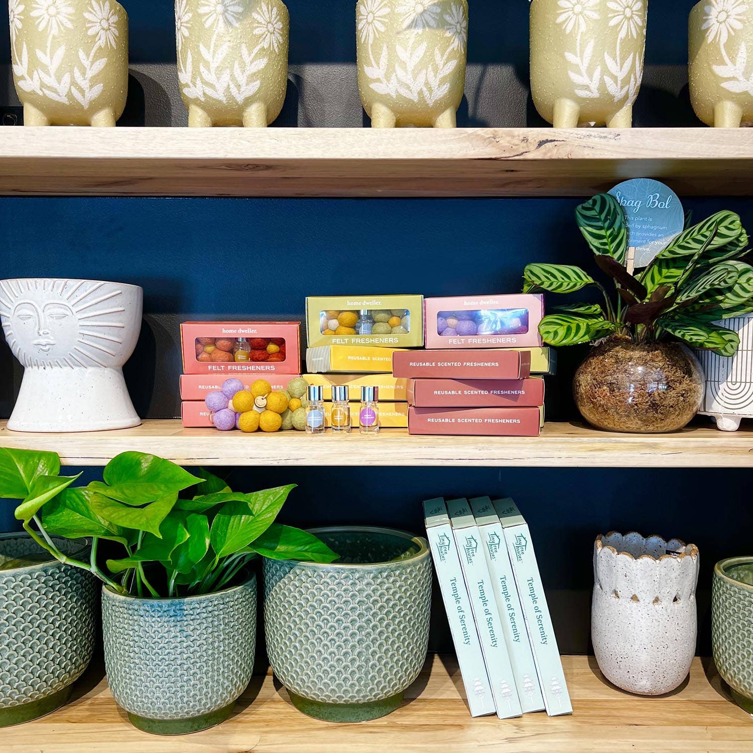 Home Dweller - Wholesale Air Freshener - Felt Flower Fresheners - Amber & Lavender9