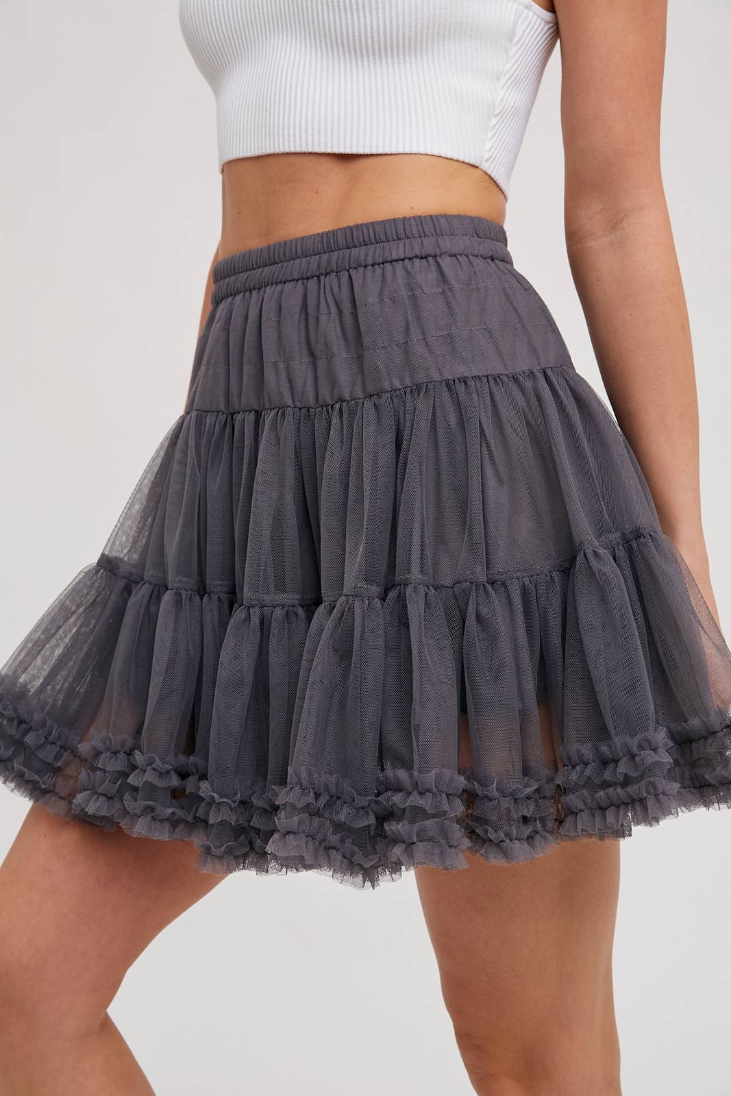Bluivy – wholesale Skirt – Women’s – RUFFLE-TIERED TULLE TUTU MINI SKIRT1