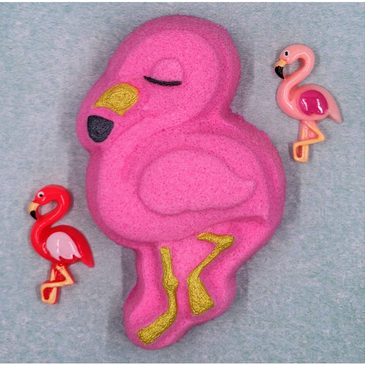 Flamingo Bath Bomb with or without flamingo prize for wholesale by Fizz Bizz