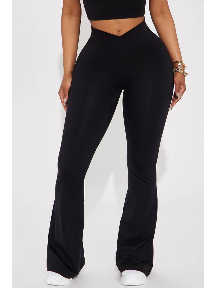 5besties inc - Wholesale Pants - Women's - CROSSOVER ACTIVE FLARE LEGGINGS