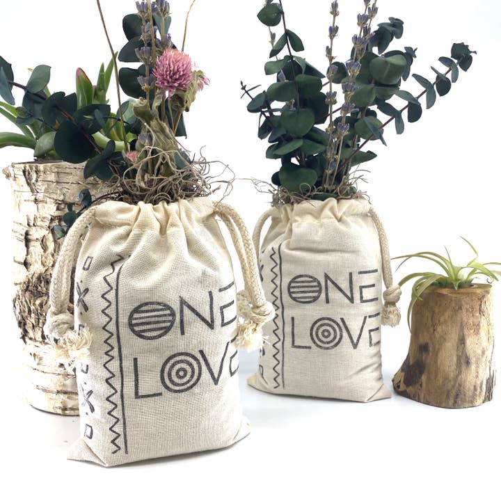 Sunsum Intentional Living - Wholesale Dried/Pressed Flowers - Sack of Flowers, One Love, Organic, Dried Flower Bouquet12