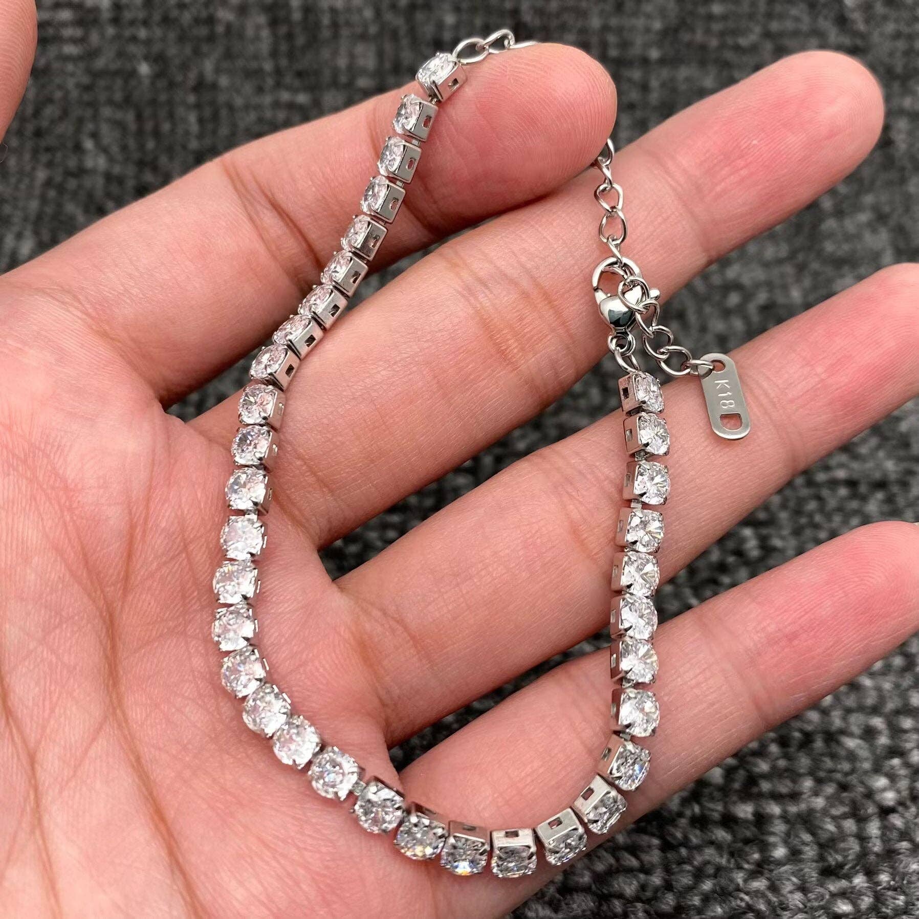 Mio Queena - Wholesale Tennis Bracelet - Sparkling Inlay CZ 18K Golden S.Steel Chain Bracelet - FGS6