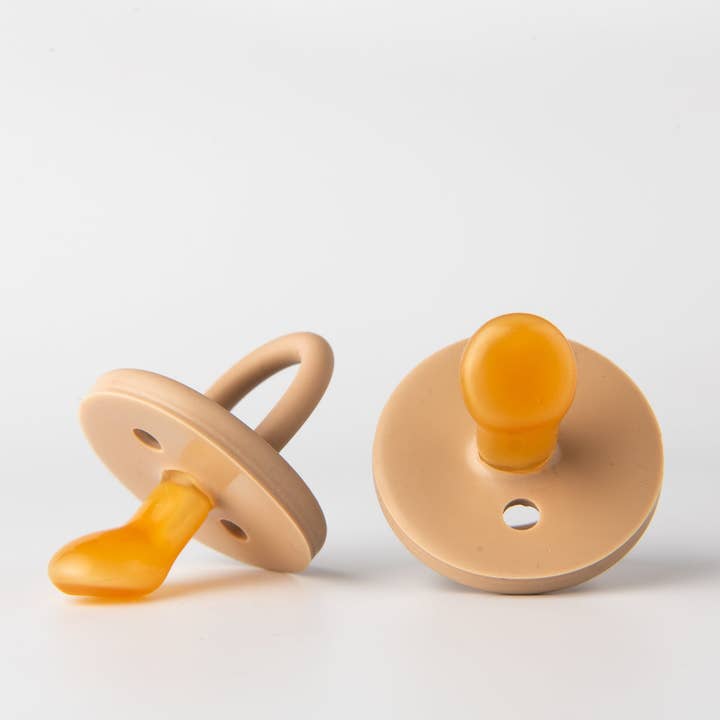 natural rubber dummy - light : 6 months + for wholesale by eswyn