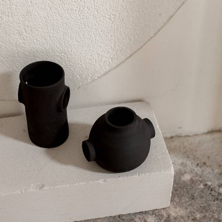 Claycraft - Wholesale Vase - Round ceramic ball vase open raw handmade design4