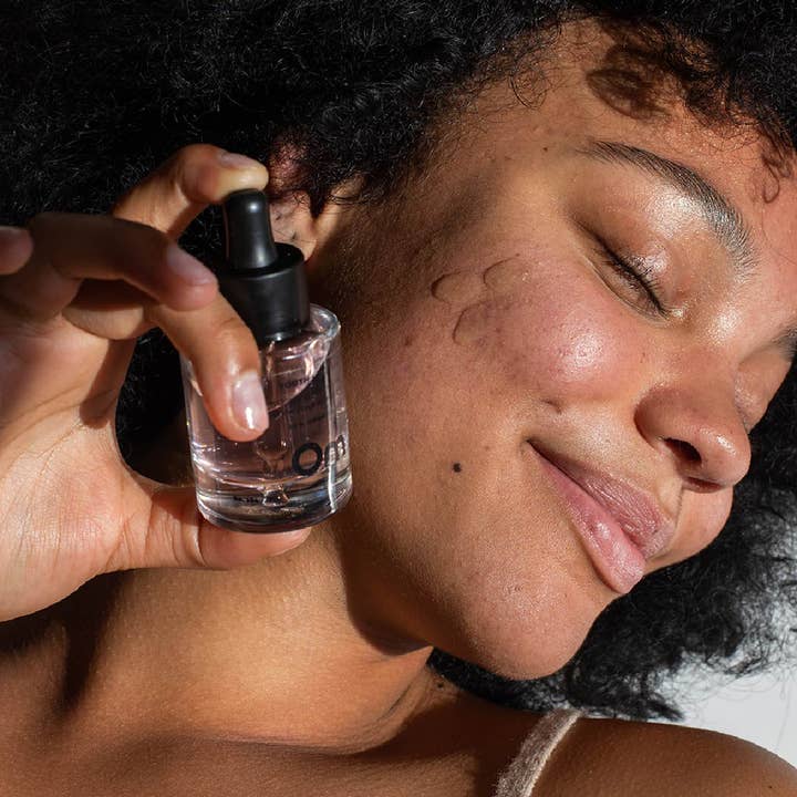 Om Organics Skincare - Wholesale Facial Serum/Concentrate - Youth Infusion Hydrating Face Elixir