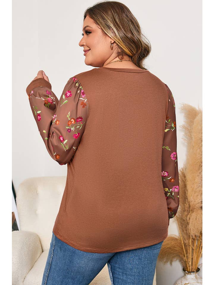 Brown Plus Size Floral Patchwork Sleeve Crewneck Top for wholesale on Faire1