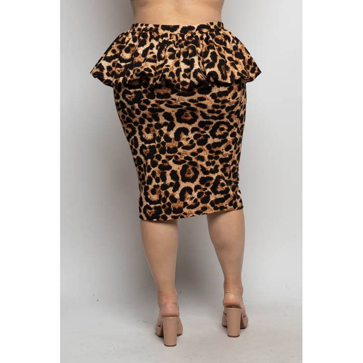 Curve Market – Großhandel Rock – Damen – BLEISTIFTROCK MIT LEOPARDENMUSTER UND SCHÖSSCHEN IN ÜBERGRÖSSE1