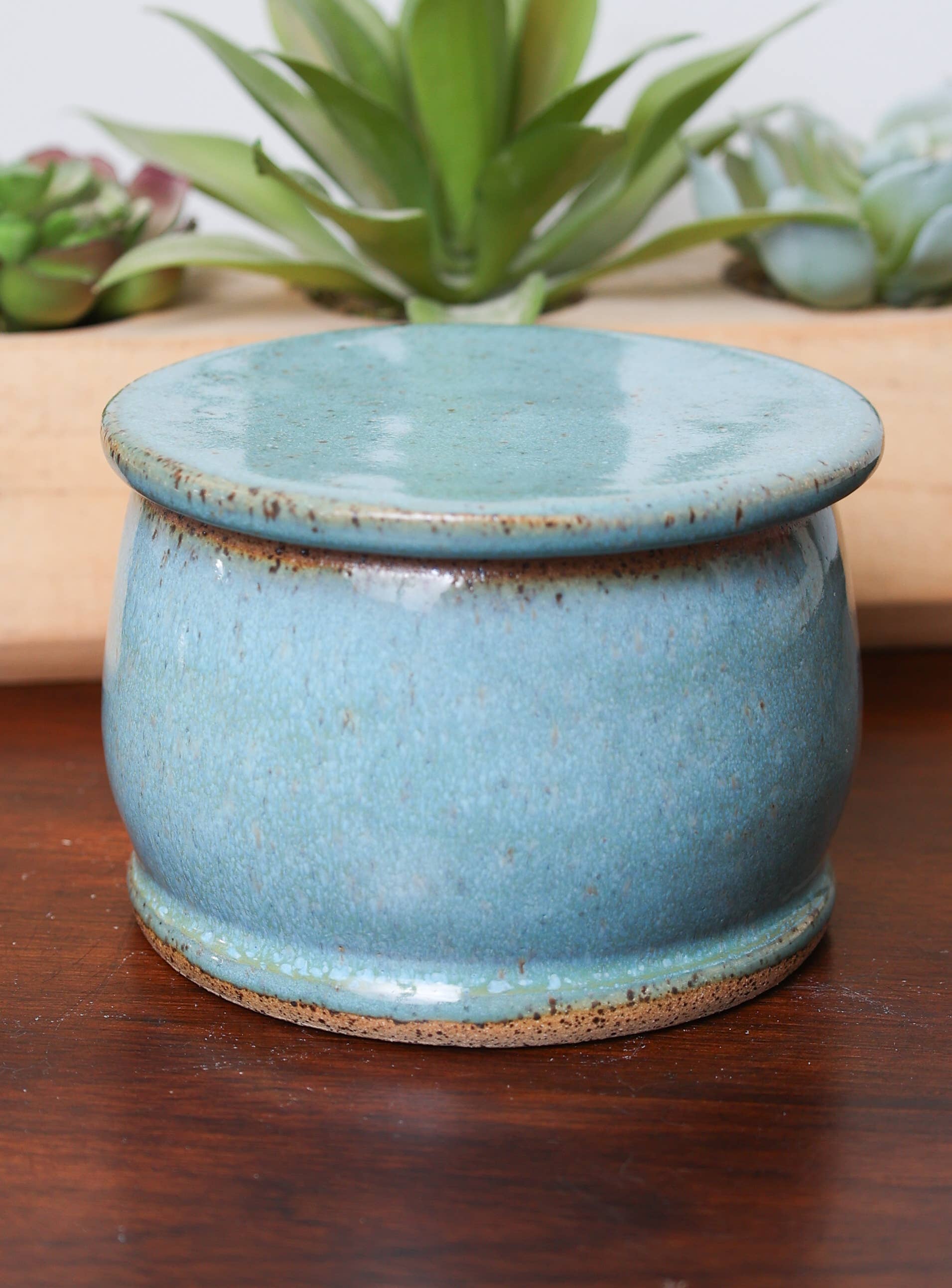 Sawdust and Clay - Wholesale Butter Dish - Artisan French Butter Dishes14