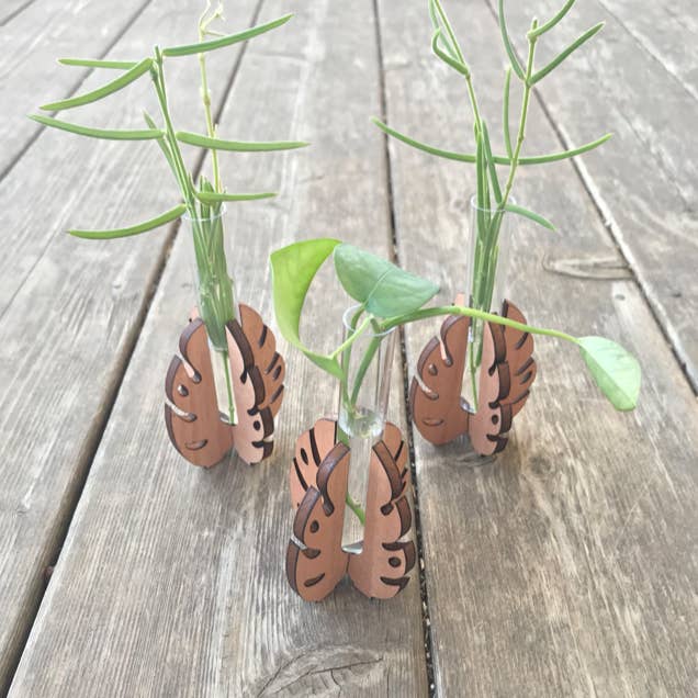 Monstera Leaf Shaped Propagation Stand for wholesale by The Cracked Pig