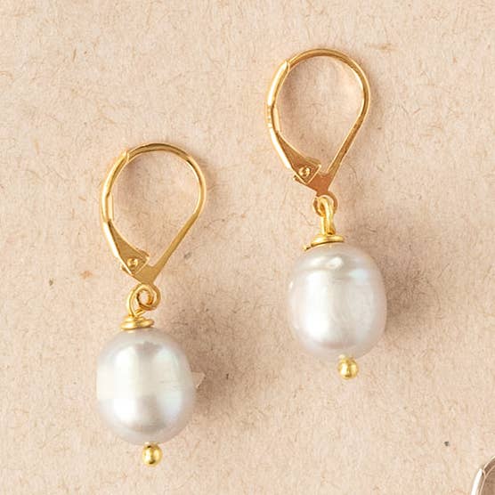 Rebecca Accessories LLC – wholesale Dangle earrings – Freshwater Pearl Simple Dangle Leverback Earring Dainty Gift6
