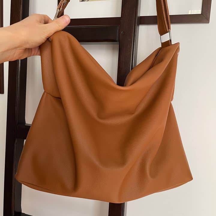 BBagdesign – wholesale Axelremsväska – Dam – Brun läderväska5