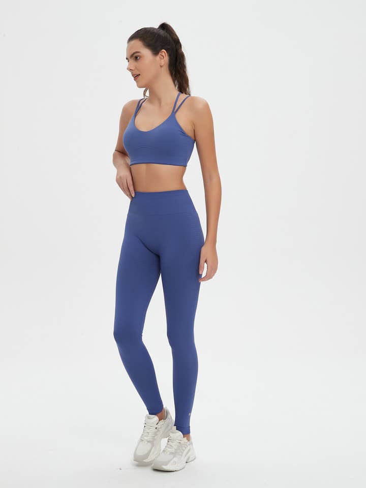 Mantra Active – Großhandel Sport-/Lounge-Leggings – Damen – Camilia Nahtlose Rippstrick-Leggings mit hohem Bund10