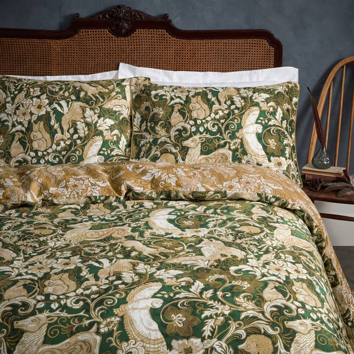 Harewood British Animal 100% Cotton Duvet Cover Set Emerald for wholesale on Faire