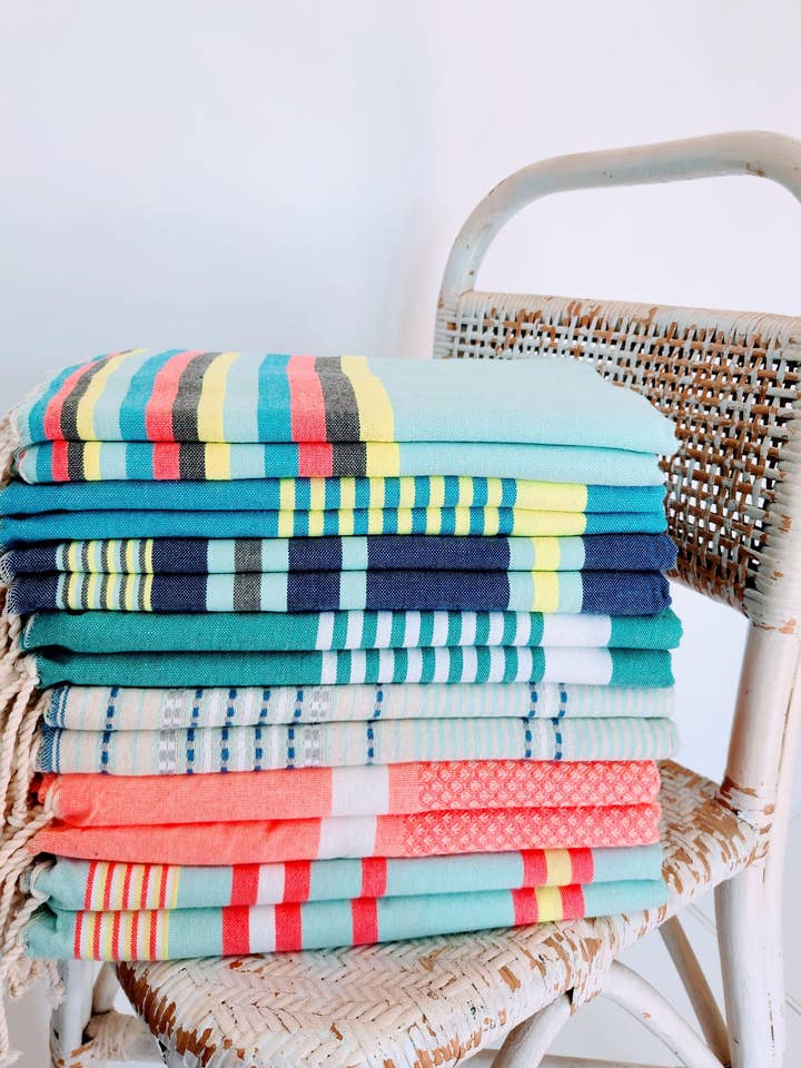 14 Strandlaken / Sarong / enkelvoudige set - Glow voor wholesale door wonderfouta