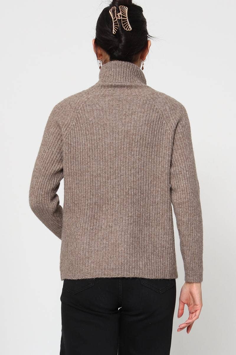 DIX-ONZE - Vente Pull en maille – femme - Pull Maille Côtelée – Col Roulé & Manches Longues26