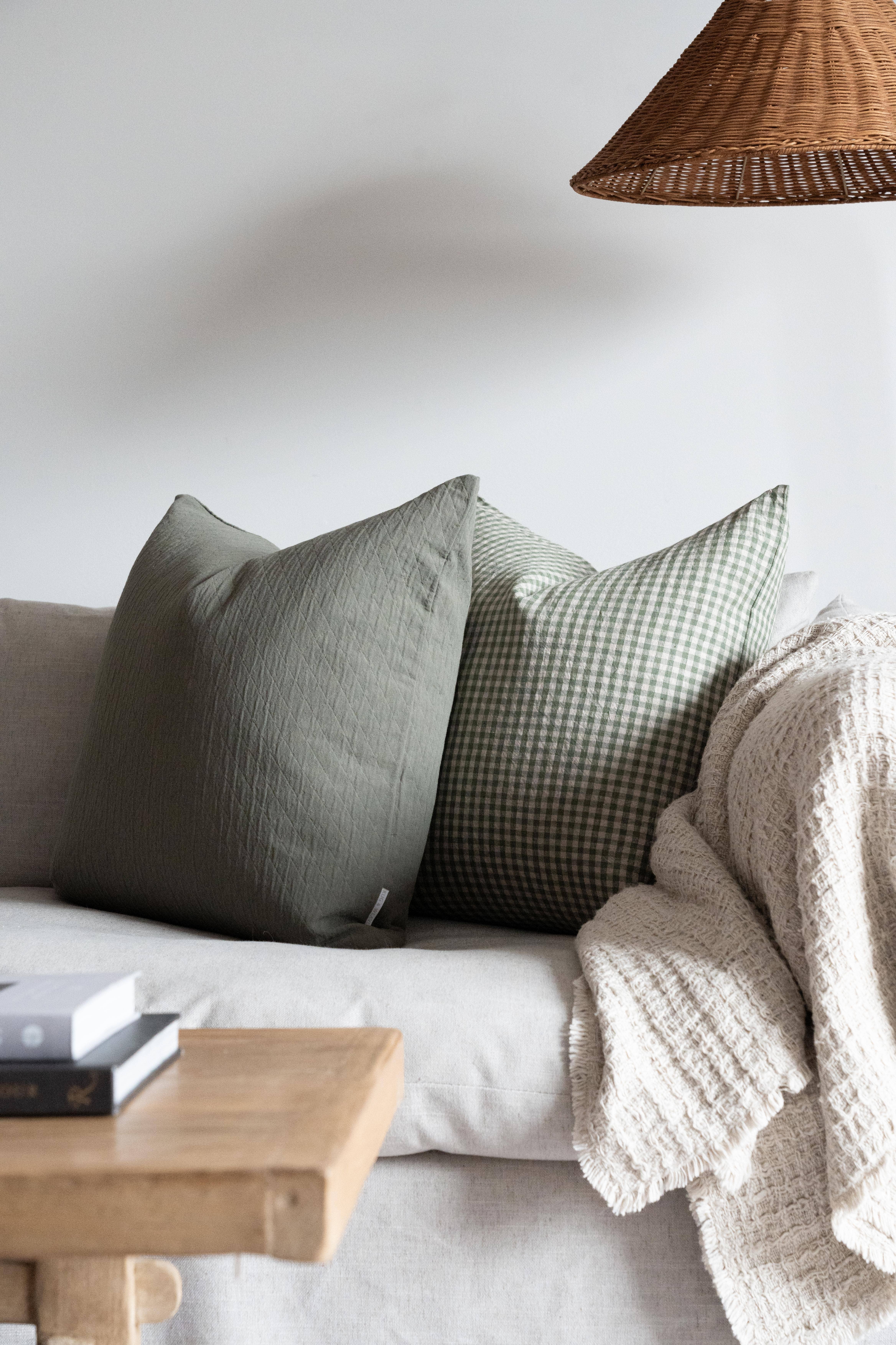 Rug & Weave – wholesale Throw pillow cover – GENEVIEVE Pillow Cover 7