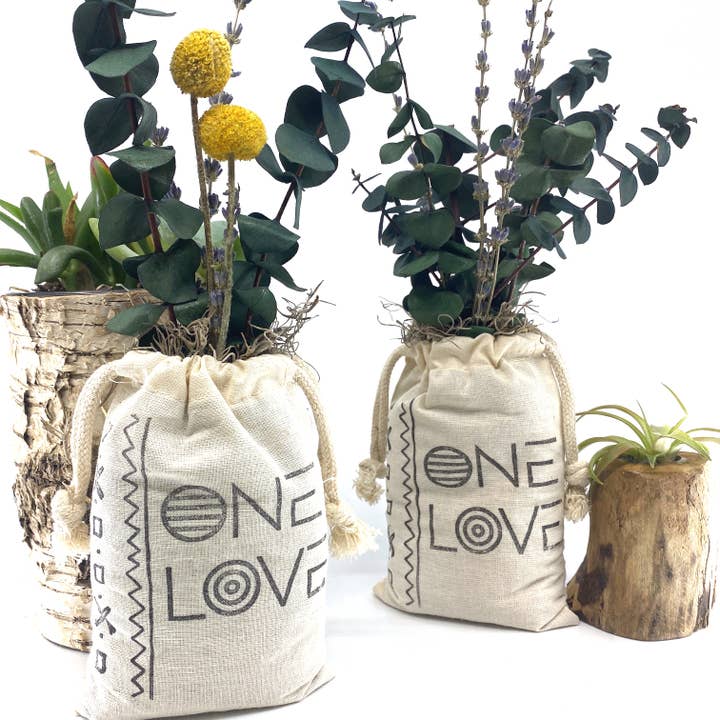 Sunsum Intentional Living - Wholesale Dried/Pressed Flowers - Sack of Flowers, One Love, Organic, Dried Flower Bouquet8